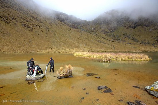 Diving in Yanacocha Lake, characterized by extensive lagoons with thick mud layer