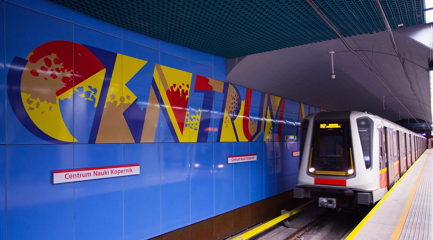 Warsaw metro second line, sign by W.Fangor