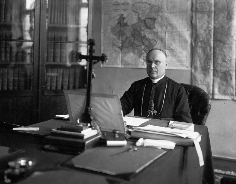 Cardinal Aleksander Kakowski