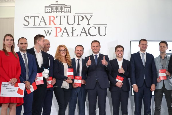 Start-ups in the Palace