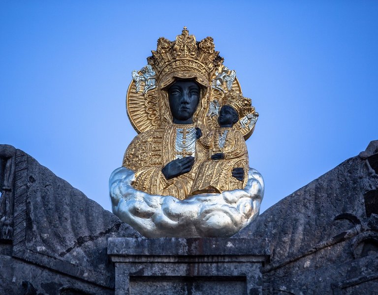 Poland’s Black Madonna shrine attracts 4 million visitors in 2017