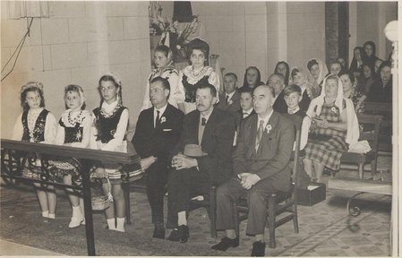 Holy Mass in Berisso. Florian Czarnyszewicz is second from right in the first row.