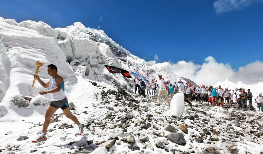 Success for Poles in Everest Marathon