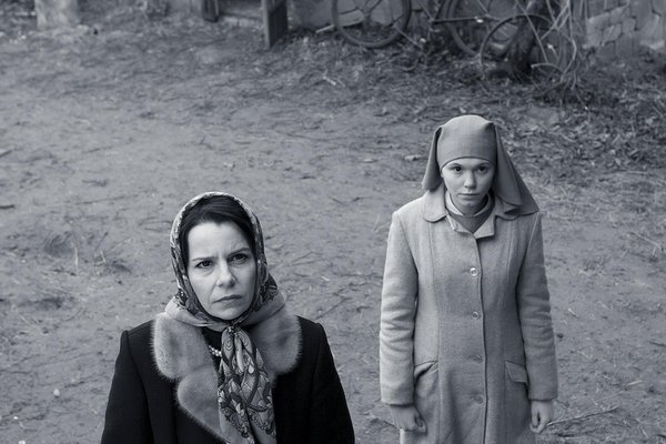 Agata Kulesza and Agata Trzebuchowska in Ida by Paweł Pawlikowski, 2013