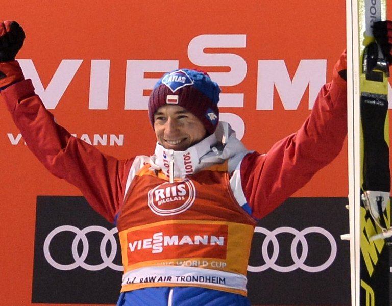 Poland's Kamil Stoch sets hill record to win at Trondheim