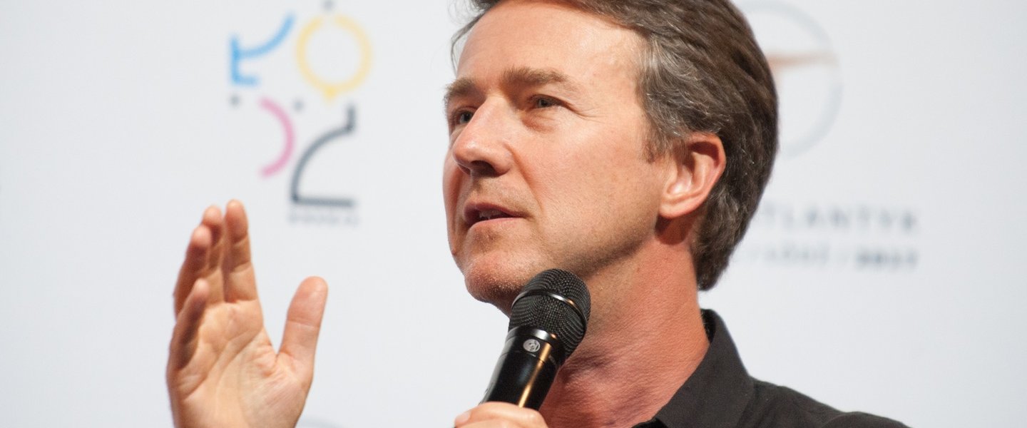 Edward Norton bestowed with Transatlantic Glocal Hero Award