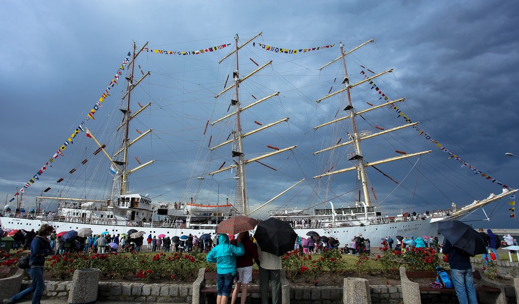 Polish engineer designs the world’s largest sailing ships