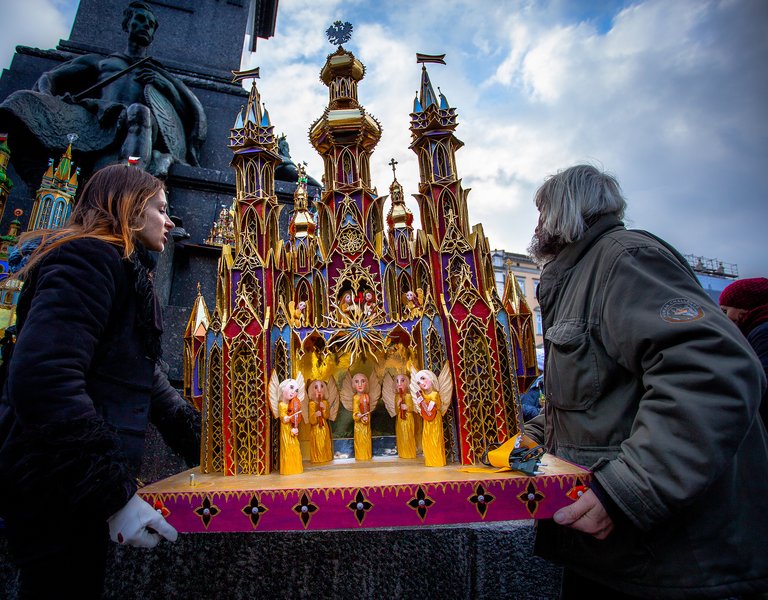 The Kraków Nativity Scene Contest Exhibition in Celestat