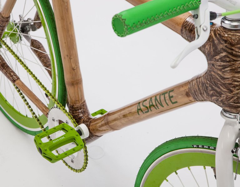 Bamboo bicycles for Africa