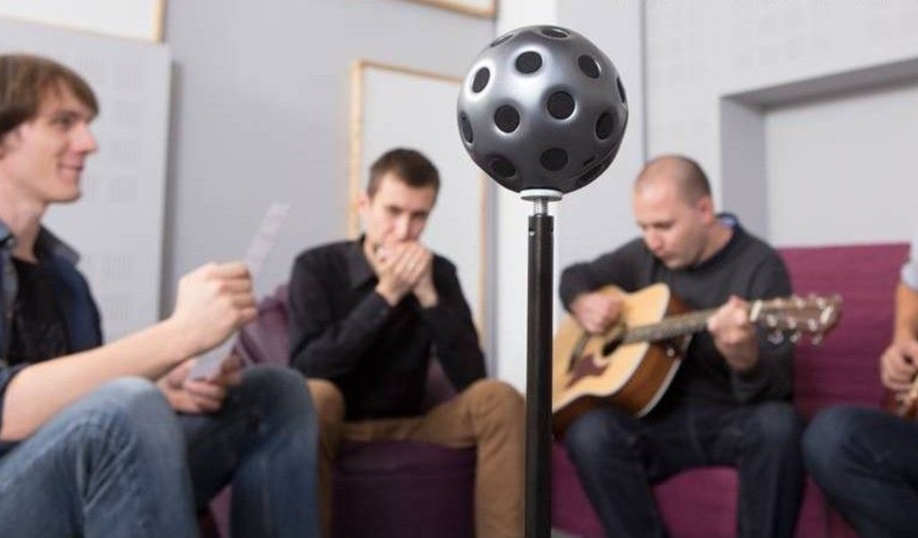 The magic sound ball