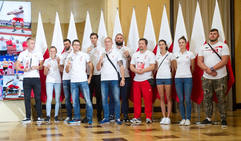 Poles going for gold at Rio Olympics