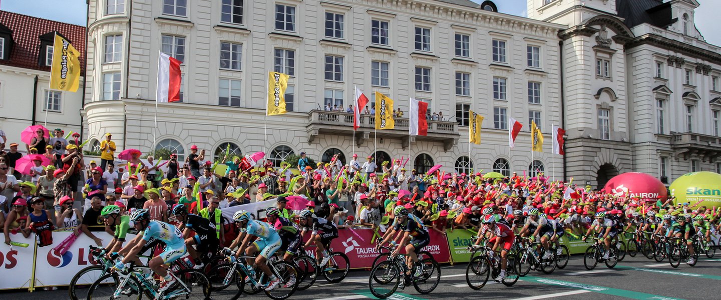 Tour de Pologne: cyclists start the competition in Radzymin