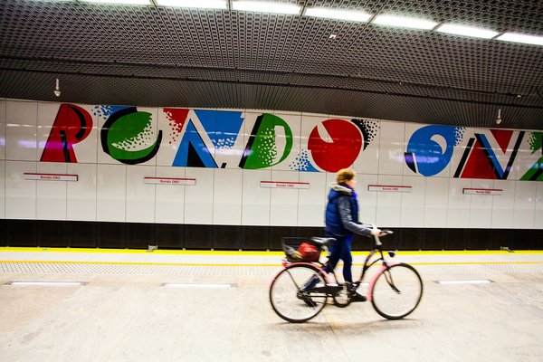 Warsaw metro second line, sign by W.Fangor