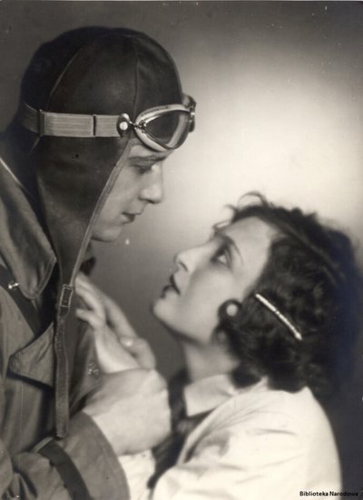 Barbara Orwid & Andrzej Karewicz in "Starry Squadron"