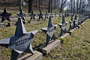 Russian and Soviet graves on Polish soil
