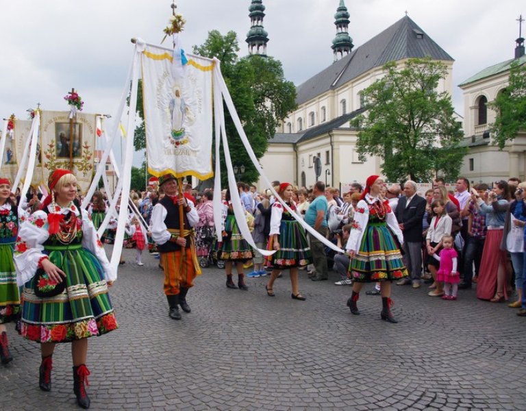 Corpus Christi celebrations in Łowicz: a step closer to the UNESCO list 