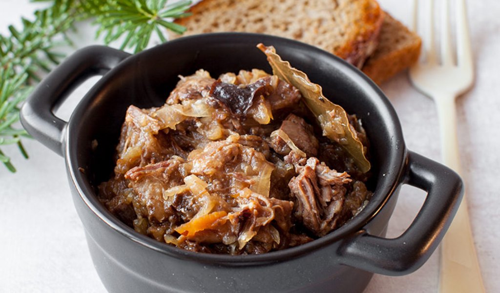 Old Polish Bigos (Hunter’s Ragoût)