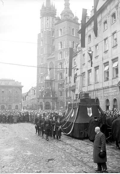 The funeral of the composer Karol Szymanowski in Cracow, 1937